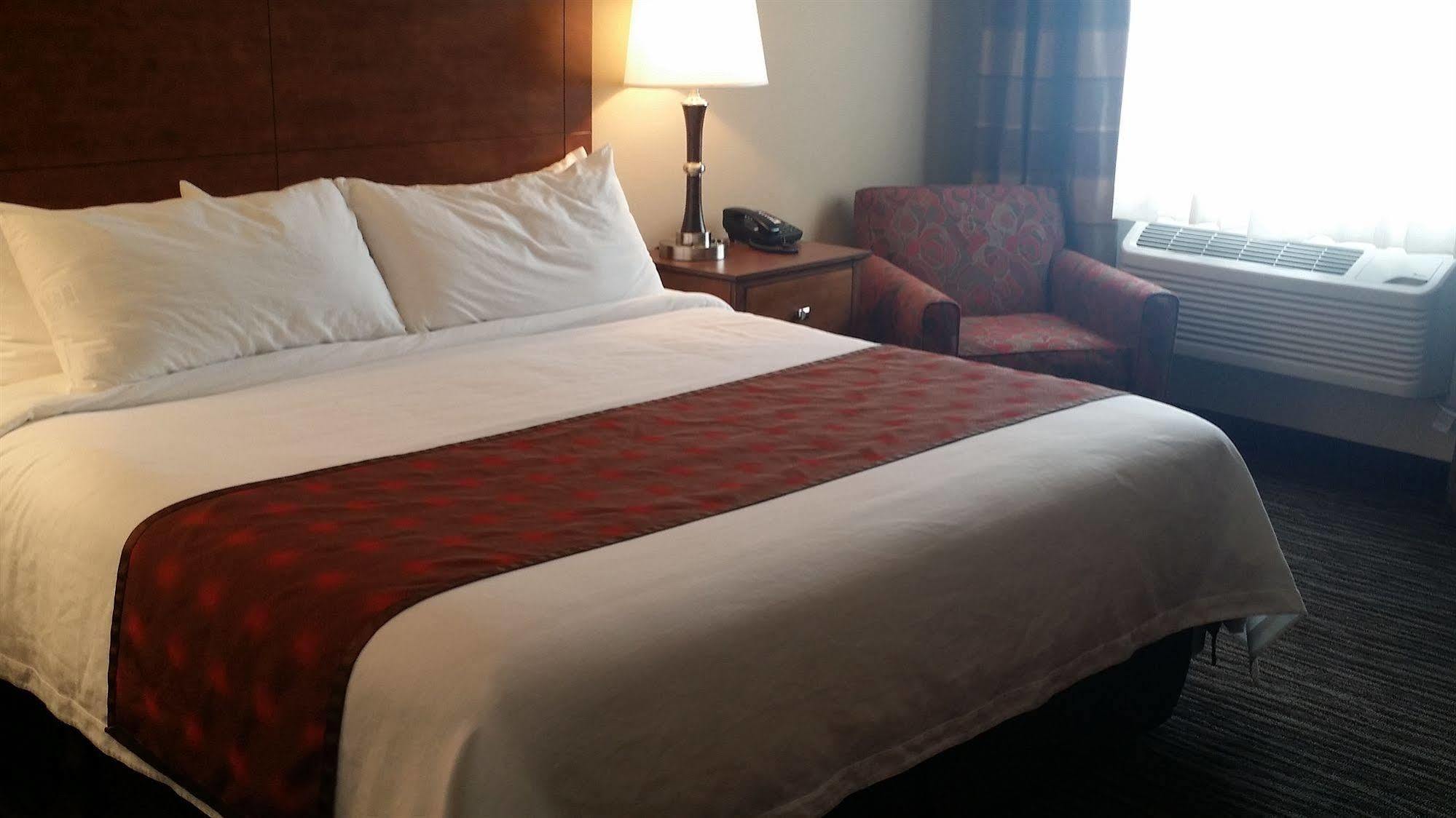 American Inn & Suites Parkers Prairie Екстериор снимка